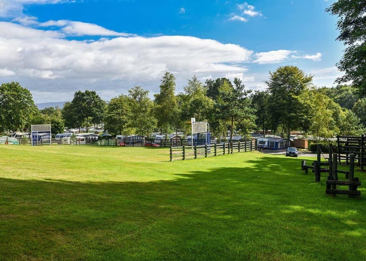 Готель Lowther Park Clifton  Екстер'єр фото